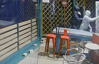 Ανήλικοι 