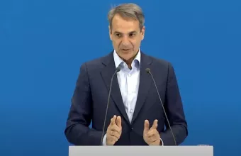 συζήτηση Μητσοτάκη - Παπαστεργίου από τα Τρίκαλα