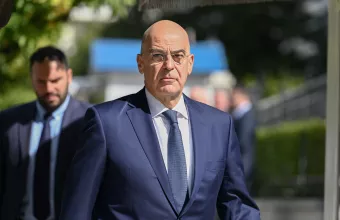 Δένδιας