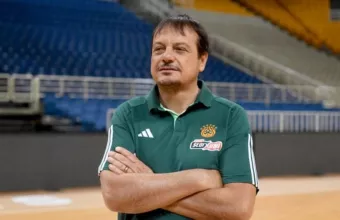  Εργκίν Αταμάν