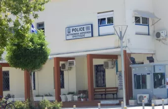 Ωράριο των γραφείων ταυτοτήτων, το Σάββατο και την Κυριακή