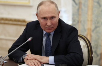 Ρωσία: Ο Πούτιν λέει ότι η Μόσχα είναι έτοιμη να συζητήσει τη σύγκρουση με την Ουκρανία αλλά το Κίεβο αρνείται