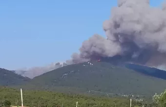 φωτια λουτρακι