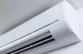 Ανοιχτές κλιματιζόμενες αίθουσες λόγω καύσωνα στον Βόλο