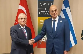 Δένδιας