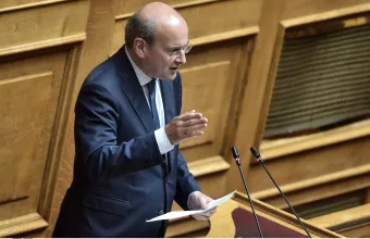 Στην εξεταστική επιτροπή τα Τέμπη κατέθεσε Χατζηδάκης 