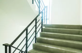 πτώση σκάλα 