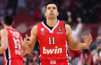 Κώστας Σλούκας