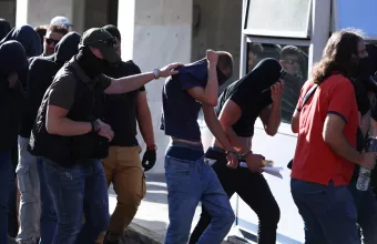 Νέα Φιλαδέλφεια: Ολοκληρώθηκαν οι απολογίες- Προφυλακιστέοι και οι 105 συλληφθέντες 