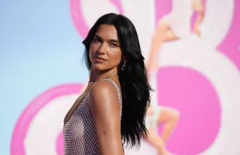 Η Dua Lipa