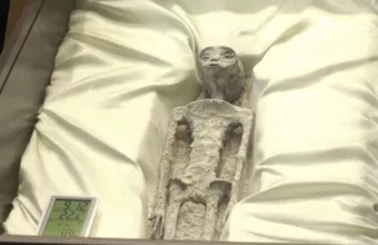 Σώματα εξωγήινων με άγνωστο DNA παρουσιάστηκαν στο Κογκρέσο του Μεξικού