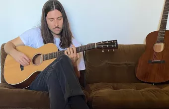 O Mitch Rowland