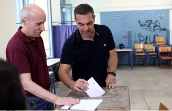 Εκλογές ΣΥΡΙΖΑ: Στην Πλάκα ψήφισε ο Αλέξης Τσίπρας