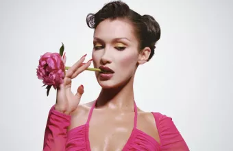 Η Bella Hadid για τη «μάχη» της με τη νόσο του Lyme: Θα επιστρέψω όταν θα είμαι έτοιμη