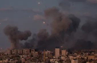 1.900 οι νεκροί και 7.700  τραυματίες στην Παλαιστίνη