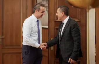 μητσοτακης κουρετας