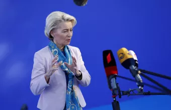 Φον ντερ Λάιεν: Η Ουκρανία μπορεί να προχωρήσει την ενταξιακή διαδικασία