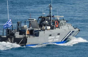 Μετανάστες λιμενικό