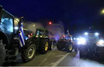 Αποχώρησαν οι αγρότες από την ε.ο. Θεσσαλονίκης-Πολυγύρου
