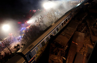 Στη Βουλή η ποινική δικογραφία για το σιδηροδρομικό δυστύχημα στα Τέμπη