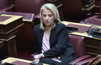  Ρένα Δούρου