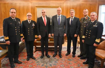 Δένδιας 