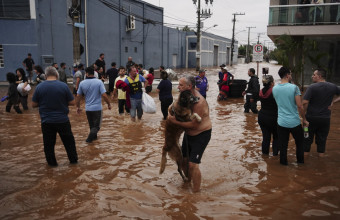 Πλημμύρες στη Βραζιλία: Σχεδόν 70.000 άνθρωποι αναγκάστηκαν να φύγουν από τα σπίτια τους	