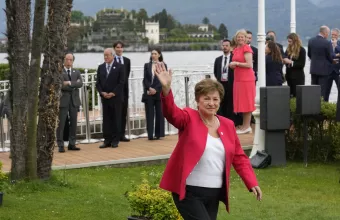 G7