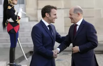 Σολτς και Μακρόν στους Financial Times: Αναγκαίες οι μεταρρυθμίσεις στην ΕΕ