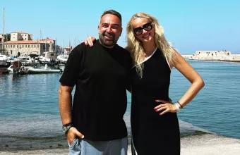 Στήριξη Γκουντάρα στη σύζυγό του Ναταλί Κάκκαβα
