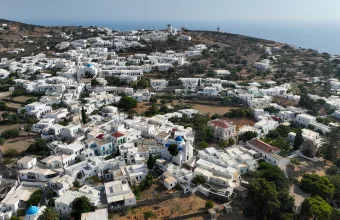 Happy Traveller- Σκάι: Το Σάββατο 29/6, το πρώτο μέρος του οδοιπορικού στη Σίφνο
