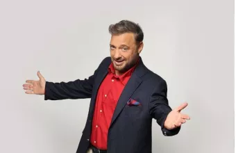 «Still Standing» Με τον Χρήστο Φερεντίνο στον ΣΚΑΪ