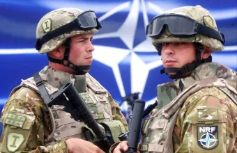 Προειδοποίηση Στόλτενμπεργκ: H Ευρώπη πρέπει να προετοιμαστεί για 10ετή πόλεμο στην Ουκρανία