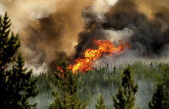 Καναδάς: Χάος με τις πυρκαγιές, σε πύρινο κλοιό αγωγός πετρελαίου 
