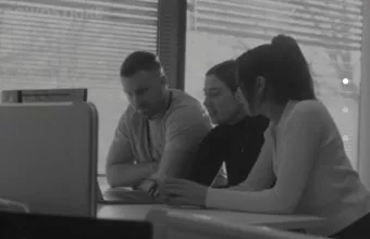 «Δεν είναι κυβερνοεπίθεση»: Καθησυχάζει η CrowdStrike για το πρόβλημα που «έριξε» τα δίκτυα παγκοσμίως 