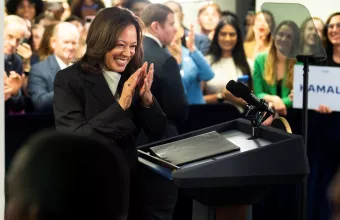  Χάρις μετά την εξασφάλιση του χρίσματος: «Θα ενώσω το έθνος μας και θα νικήσω τον Τραμπ»