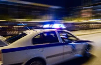 Επεισοδιακή καταδίωξη στο κέντρο της Αθήνας - Τραυματίστηκε ένας αστυνομικός