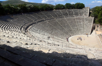 Αρχαίο Θέατρο Επιδαύρου: Το τελειότερο από άποψη ακουστικής και αισθητικής (βίντεο)