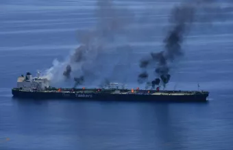Πεντάγωνο: Διαρροή πετρελαίου από το δεξαμενόπλοιο Sounion που χτύπησαν Χούθι