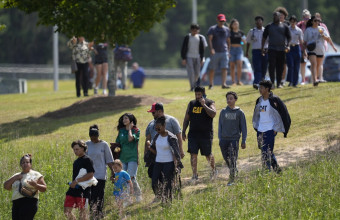 Πυροβολισμοί σε Λύκειο στη Τζόρτζια: Παρανοϊκό τέρας ο δράστης, λέει ο Τραμπ