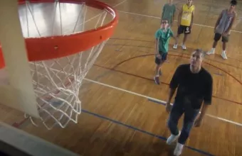 βίντεο ΕΛ.ΑΣ με Διαμαντίδη για βία ανηλίκων: «Μαζί κλείνουμε την πόρτα στη βία»