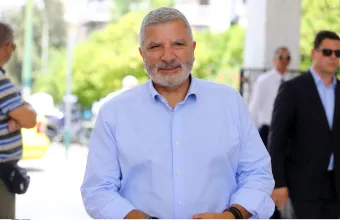 Πατούλης για ιδιωτική κλινική: Είχε άδεια παθολογικού ιατρείου, δεν μπορούσε να γίνει πλασμαφαίρεση εκεί