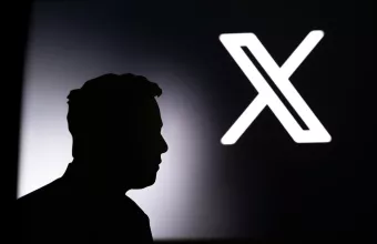 Μασκ: «Ξεσπάθωσε» κατά του Γάλλου μαικήνα που τον είπε «μ@@@@α»