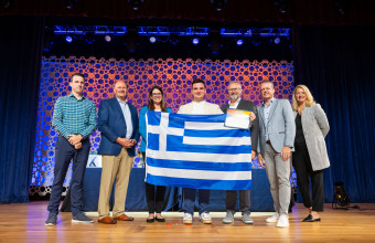 Χρήστος Βέκιος: Από την Α΄Λυκείου στους παγκόσμιους πρωταθλητές της Microsoft 