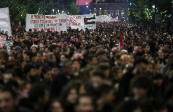 Πολυτεχνείο: Τουλάχιστον 25.000 στην πορεία- Επεισόδια στη Θεσσαλονίκη