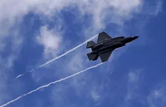 F35