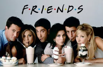 Friends: Αποχαιρετούμε τα Φιλαράκια από το Netflix με τα 20 top λάθη της λατρεμένης σειράς!