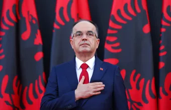 Πρόεδρος της Αλβανίας: Ακούραστο παράδειγμα πνευματικής αφοσίωσης ο Αρχιεπίσκοπος Αναστάσιος 