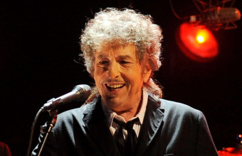 Μπομπ Ντίλαν: Προσχέδια του "Mr. Tambourine Man" πουλήθηκαν για 508.000 δολάρια