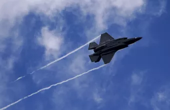 F35
